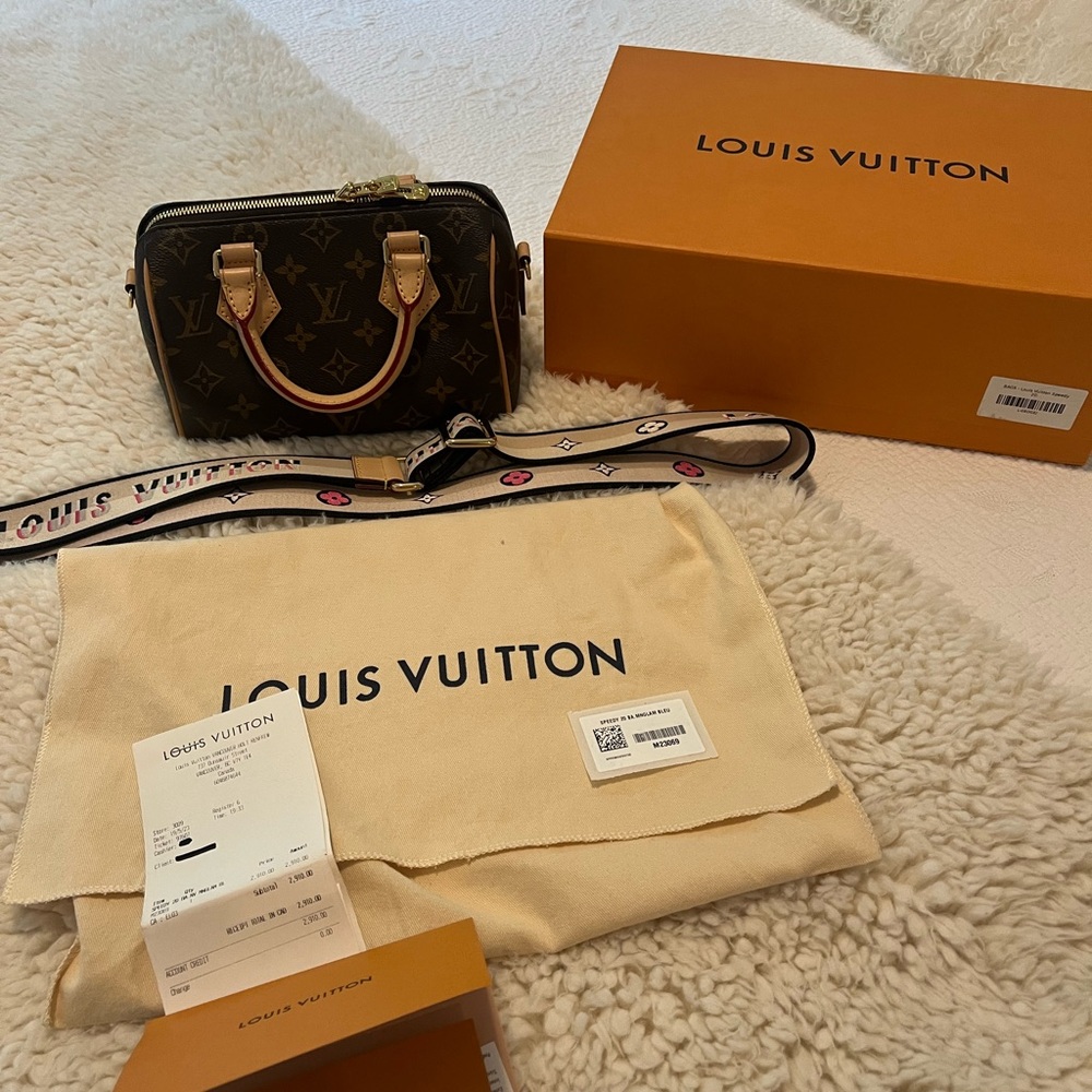 Authentic Louis Vuitton Strap only for sale.. not the bag just strap